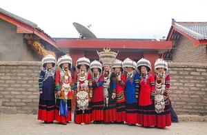 云南那些少数民族服饰，可曾记得那些华丽的传统！