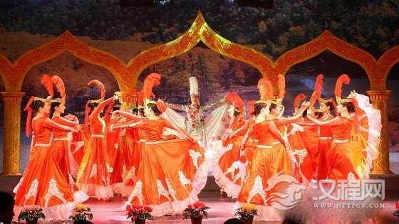 维吾尔族民间舞蹈