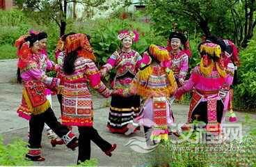 彝族舞蹈特点