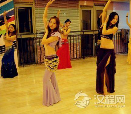 肚皮舞的根基着装