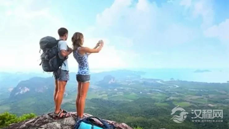 八字看谁会因为旅游而走好运