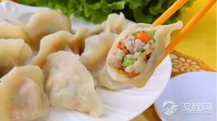 为什么临出行之前要吃饺子？