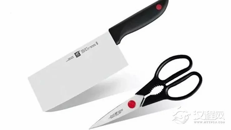 家中刀剪乱放会为自己招灾