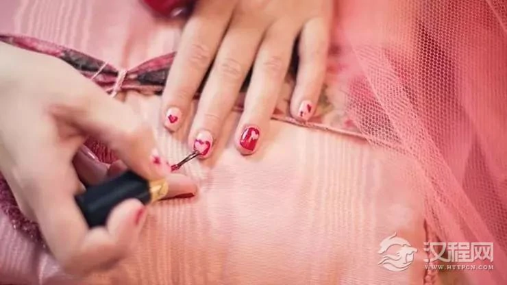 不看不知道，原来美甲还有这么多风水学问！