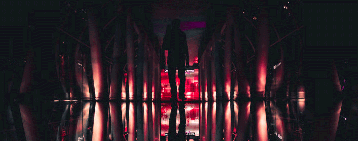 房门对窗户和厨房的风水化解