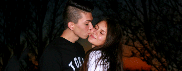 如何从女人的手相中看出未来的命运以及财运？